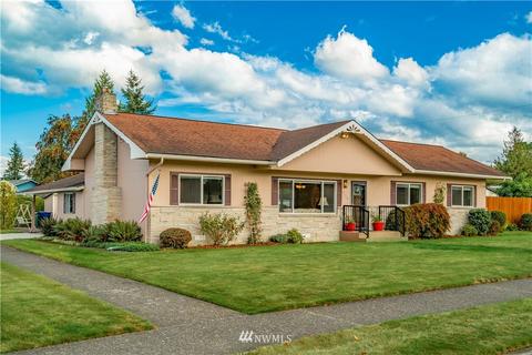 3113 Harding St, Enumclaw, WA 98022 photo 2