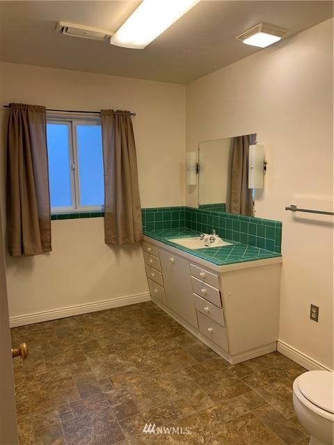 423 E Gibson Ave, Chelan, WA 98816 photo 18