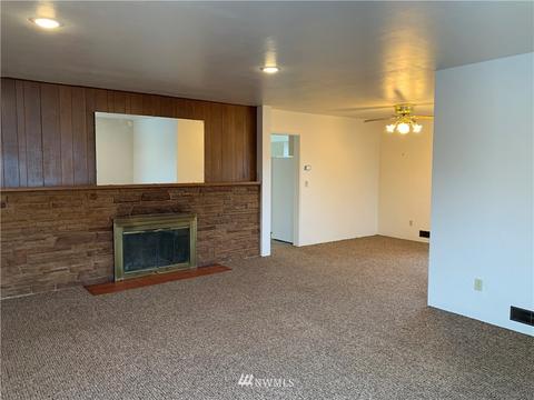 423 E Gibson Ave, Chelan, WA 98816 photo 9