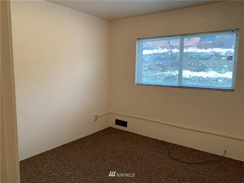 423 E Gibson Ave, Chelan, WA 98816 photo 17