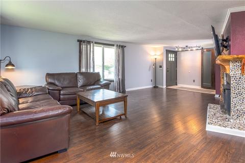 706 E Wapato Ave, Chelan, WA 98816 photo 9