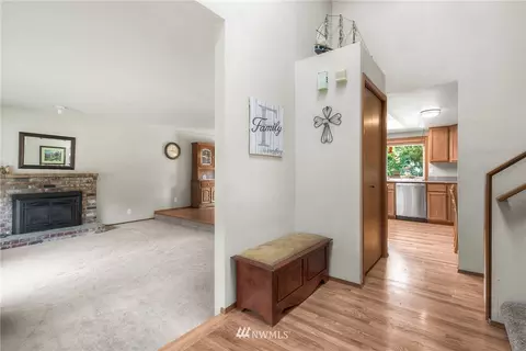 12425 43rd Dr SE, Everett, WA 98208 photo 2