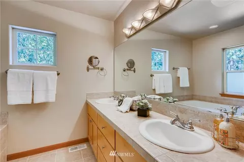 18607 95th Ave NE, Bothell, WA 98011 photo 14
