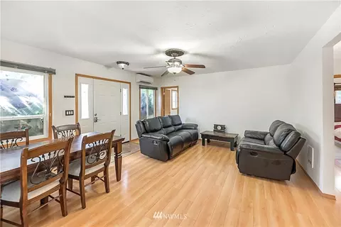 5401 Broadway SE, Everett, WA 98203 photo 3