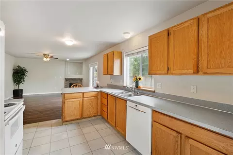 7905 196th St E, Spanaway, WA 98387 photo 11