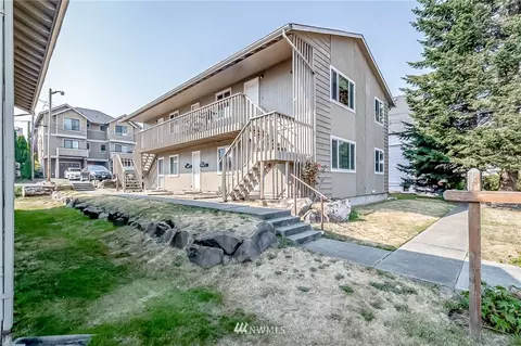 2716 Pine St, Everett, WA 98201 photo 2