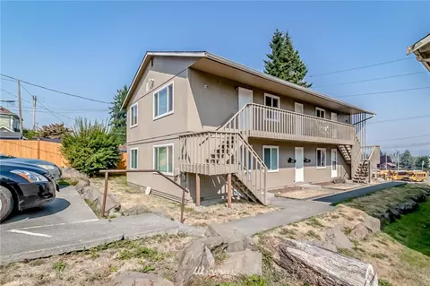 2716 Pine St, Everett, WA 98201 photo 3