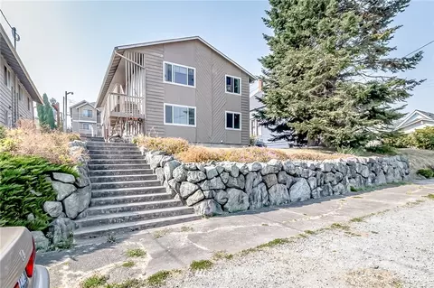 2716 Pine St, Everett, WA 98201 photo 1