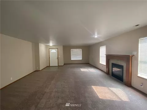 921 Riddell Ave NE, Orting, WA 98360 photo 4