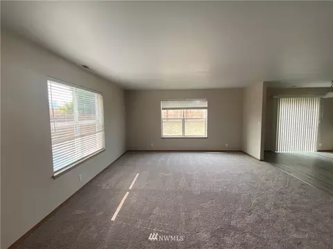 921 Riddell Ave NE, Orting, WA 98360 photo 6