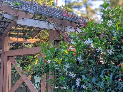 44 Shady Ln, Eastsound, WA 98245 photo 2