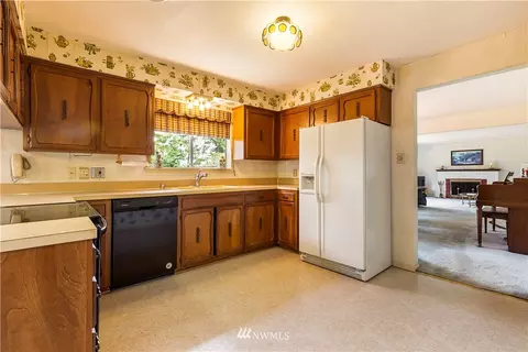 780 Crown Dr, Everett, WA 98203 photo 14