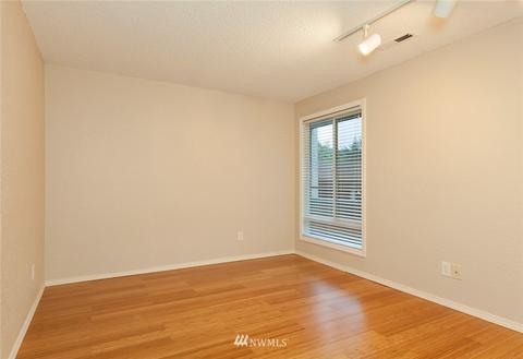 9517 NE 180th St #B206, Bothell, WA 98011 photo 12