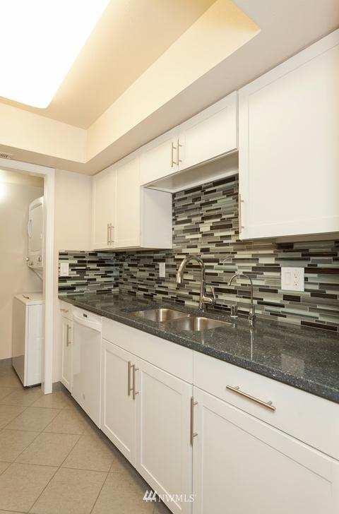 9517 NE 180th St #B206, Bothell, WA 98011 photo 2