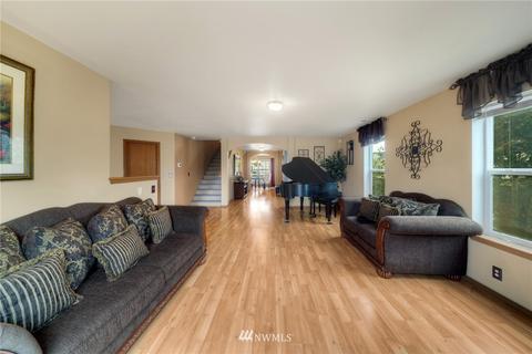107 Silvernail St NE, Orting, WA 98360 photo 6