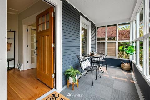6756 16th Ave NW, Seattle, WA 98117 photo 3