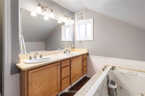 12425 20th Ave E, Tacoma, WA 98445 photo 19