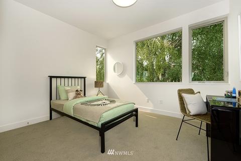 6831 19th Ave NE, Seattle, WA 98115 photo 30