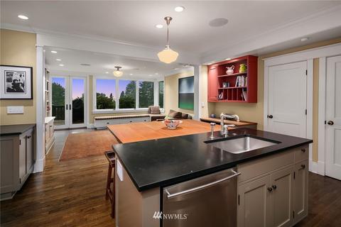 3323 W Laurelhurst Dr NE, Seattle, WA 98105 photo 12