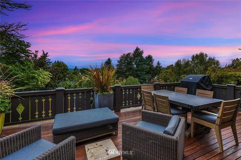 3323 W Laurelhurst Dr NE, Seattle, WA 98105 photo 9