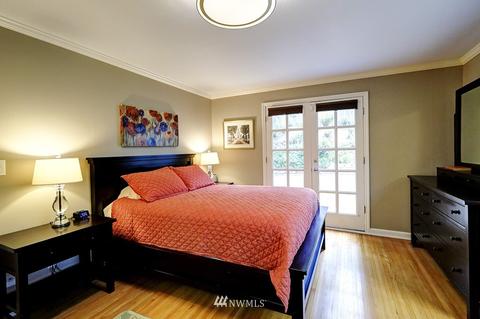 2432 30th Ave W, Seattle, WA 98199 photo 15