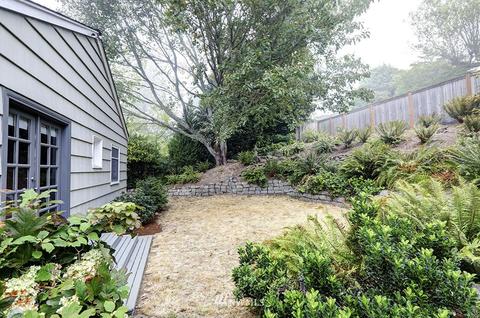 2432 30th Ave W, Seattle, WA 98199 photo 29