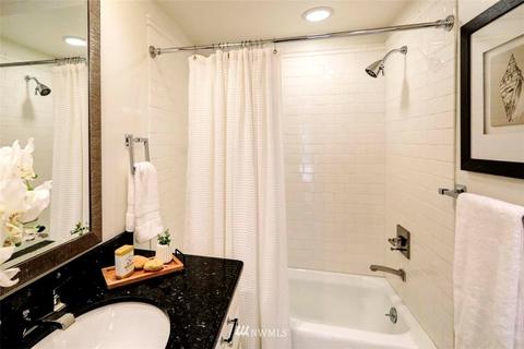 2432 30th Ave W, Seattle, WA 98199 photo 17