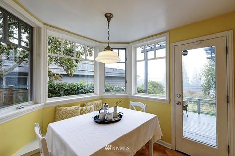 2432 30th Ave W, Seattle, WA 98199 photo 12