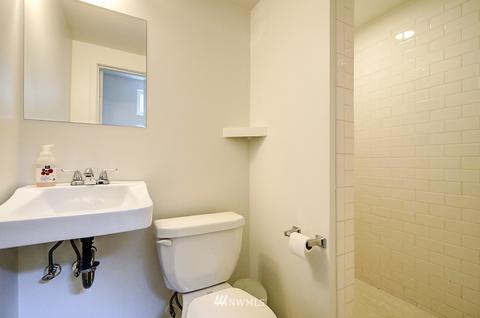 2432 30th Ave W, Seattle, WA 98199 photo 23