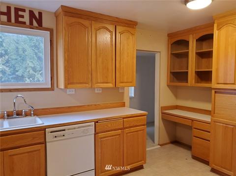 105 Centre St S, Rainier, WA 98576 photo 6