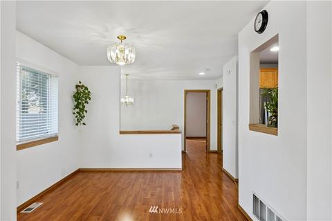 12425 3rd Ave SW, Seattle, WA 98146 photo 6