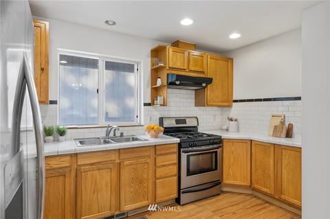 12425 3rd Ave SW, Seattle, WA 98146 photo 10