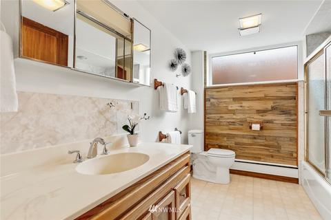 758 N 102nd St, Seattle, WA 98133 photo 16