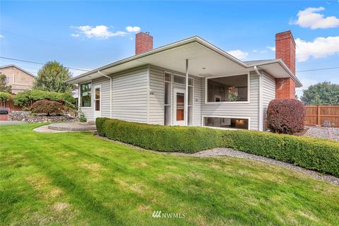 758 N 102nd St, Seattle, WA 98133 photo 1