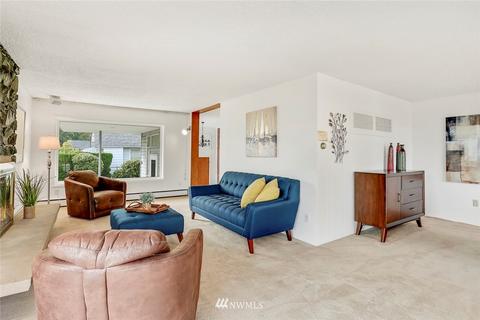 758 N 102nd St, Seattle, WA 98133 photo 3