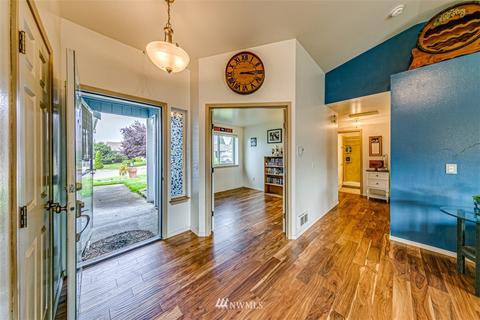 220 Independence Dr, Sequim, WA 98382 photo 4