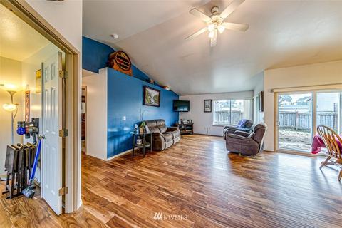 220 Independence Dr, Sequim, WA 98382 photo 3
