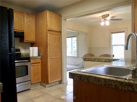 556 19th Ave, Longview, WA 98632 photo 3