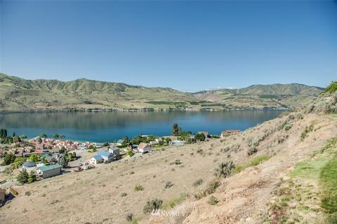 321 Highpoint Pl, Chelan, WA 98816 photo 2