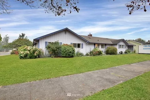 2466 Lincoln Ave, Enumclaw, WA 98022 photo 2