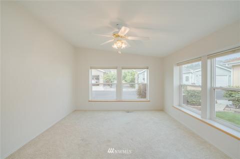 1215 Gilcrest St, Wenatchee, WA 98801 photo 4