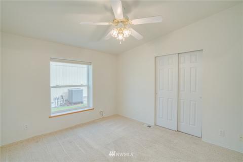 1215 Gilcrest St, Wenatchee, WA 98801 photo 3