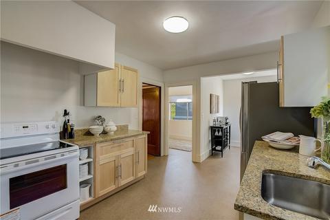 2215 Franklin Ave E, Seattle, WA 98102 photo 8