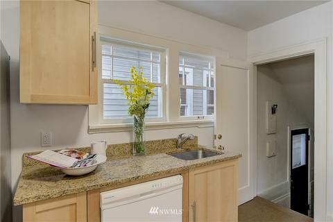 2215 Franklin Ave E, Seattle, WA 98102 photo 10