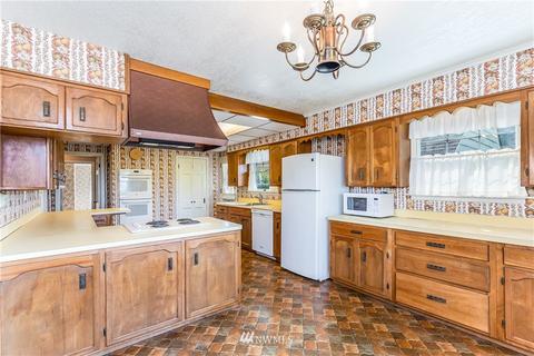 4810 Seahurst Ave, Everett, WA 98203 photo 8