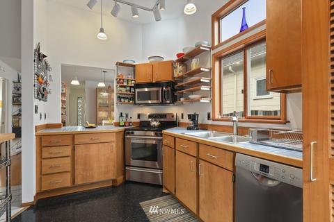 2104 E Thomas St, Seattle, WA 98112 photo 11
