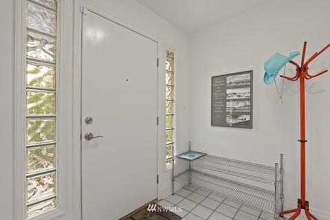 2104 E Thomas St, Seattle, WA 98112 photo 3