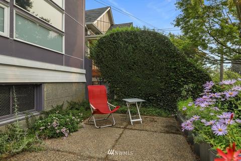 2104 E Thomas St, Seattle, WA 98112 photo 24