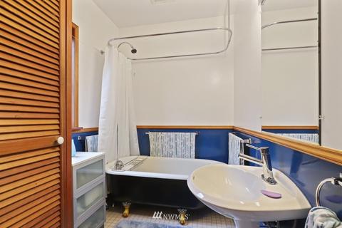 2104 E Thomas St, Seattle, WA 98112 photo 18