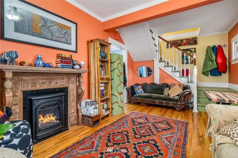 736 N 70th St, Seattle, WA 98103 photo 5